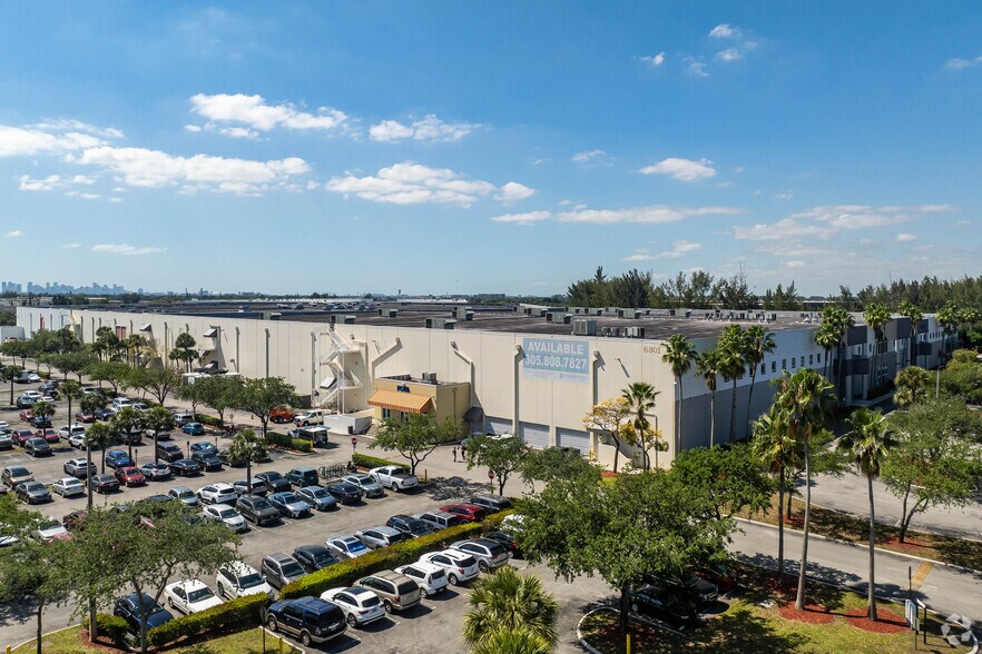 More Photos Of 6301 E 10th Ave, Hialeah Warehouse For Lease