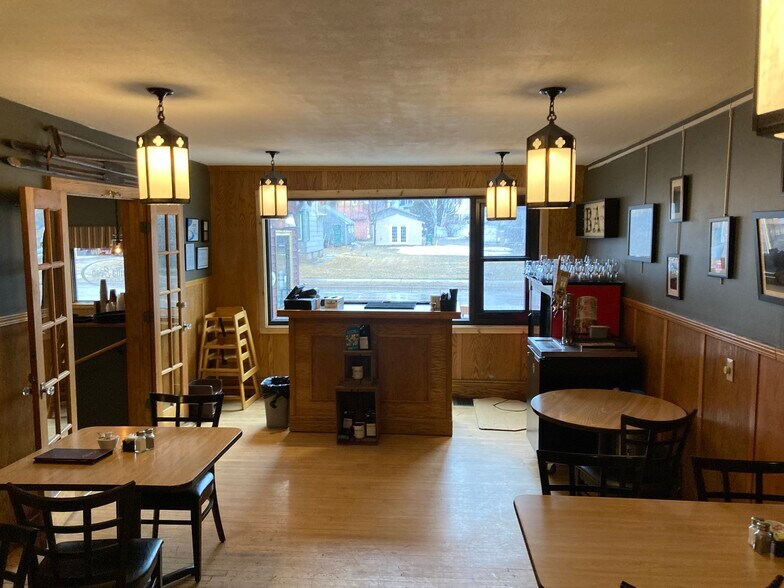 More Photos Of 812 7th Ave, Two Harbors Restaurant For Sale