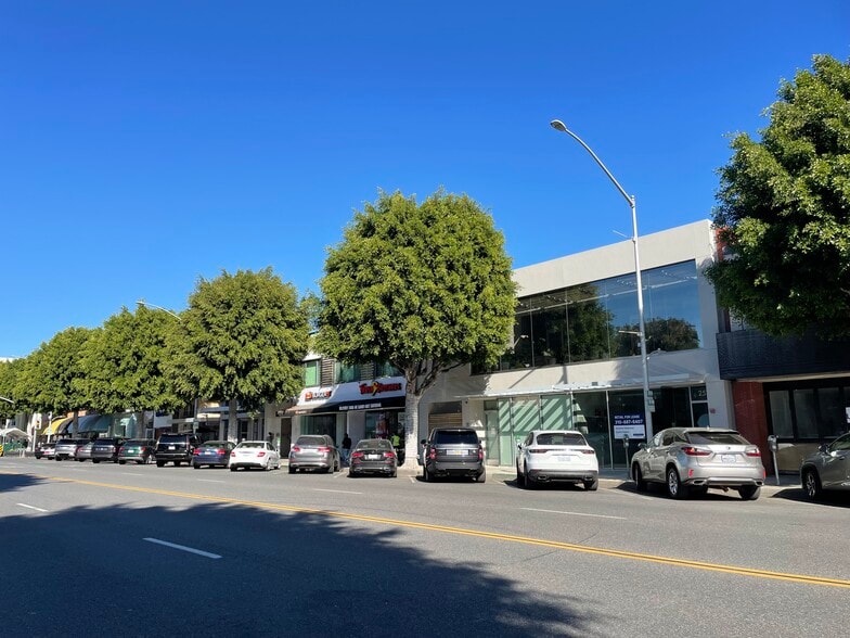 More Photos Of 252 S Beverly Dr, Beverly Hills Office For Lease