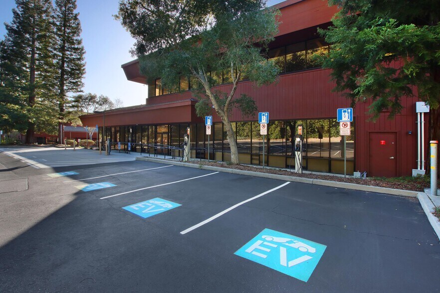 More Photos Of 1800 Green Hills Rd, Scotts Valley Office For Lease