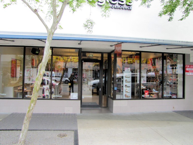 More Photos Of 201 Lincoln Rd, Miami Beach Storefront For Lease