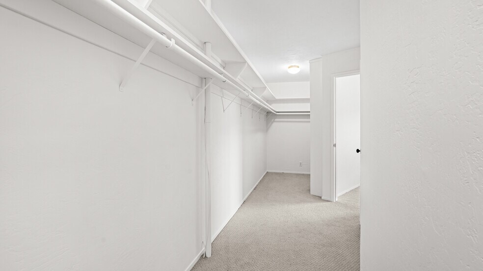 More Photos Of 151-153 Upper Via Casitas, Greenbrae Apartments For Sale