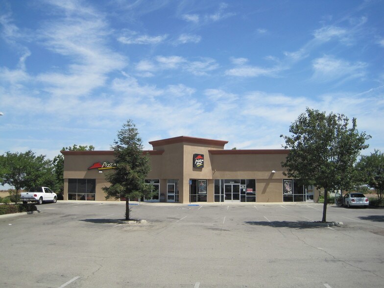 More Photos Of 2320 Highway 46, Wasco Freestanding For Lease
