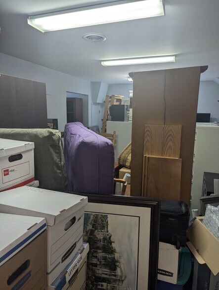 More Photos Of 555 Research Dr, Athens Office For Sale