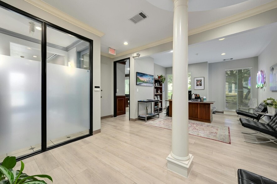 More Photos Of 4601 Spicewood Springs Rd, Austin Office For Sale