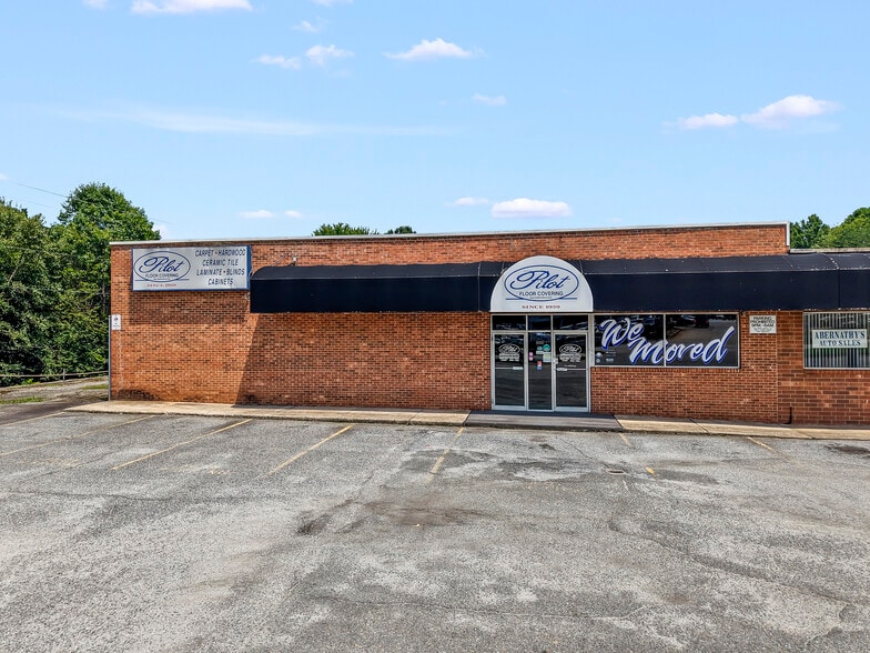 More Photos Of 945 NC Highway 66 S, Kernersville Storefront For Lease