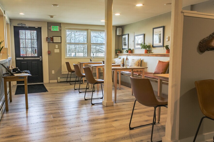 More Photos Of 424 Walnut Hill Rd, North Yarmouth Restaurant For Sale