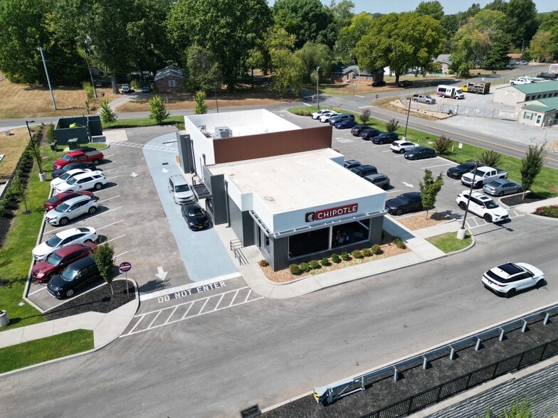 More Photos Of 1806 Fort Campbell Blvd, Clarksville Fast Food For Sale