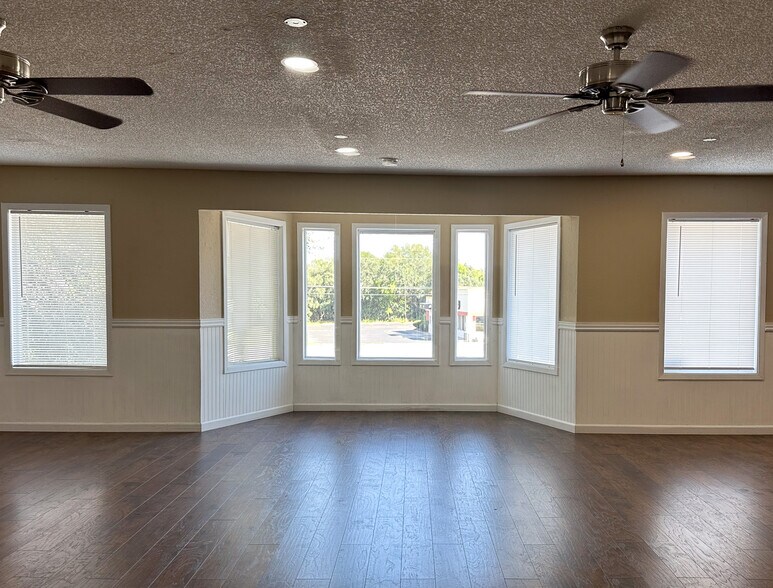 More Photos Of 2210 E Highway 190, Copperas Cove Freestanding For Sale