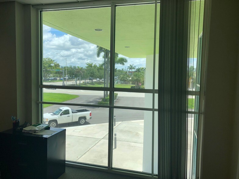 More Photos Of 7900 NW 154th St, Miami Lakes Office For Lease
