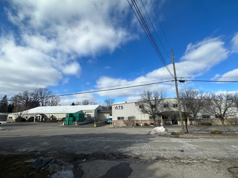 More Photos Of 85 Myron St, Ortonville Warehouse For Sale