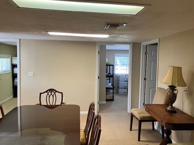 More Photos Of 9312 N Armenia Ave, Tampa Office Residential For Sale
