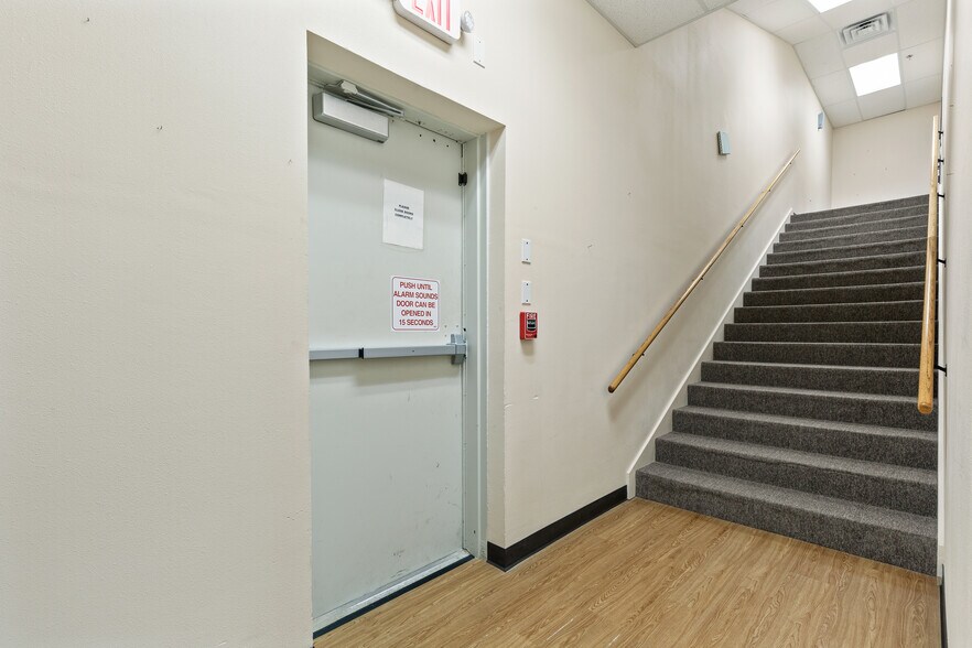 More Photos Of 26243 State Highway 51, Wagoner Medical For Sale