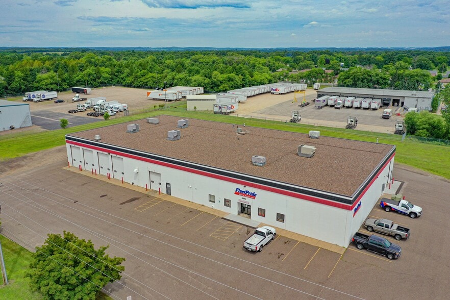 Primary Photo Of 3340 Hogarth St, Eau Claire Light Distribution For Sale