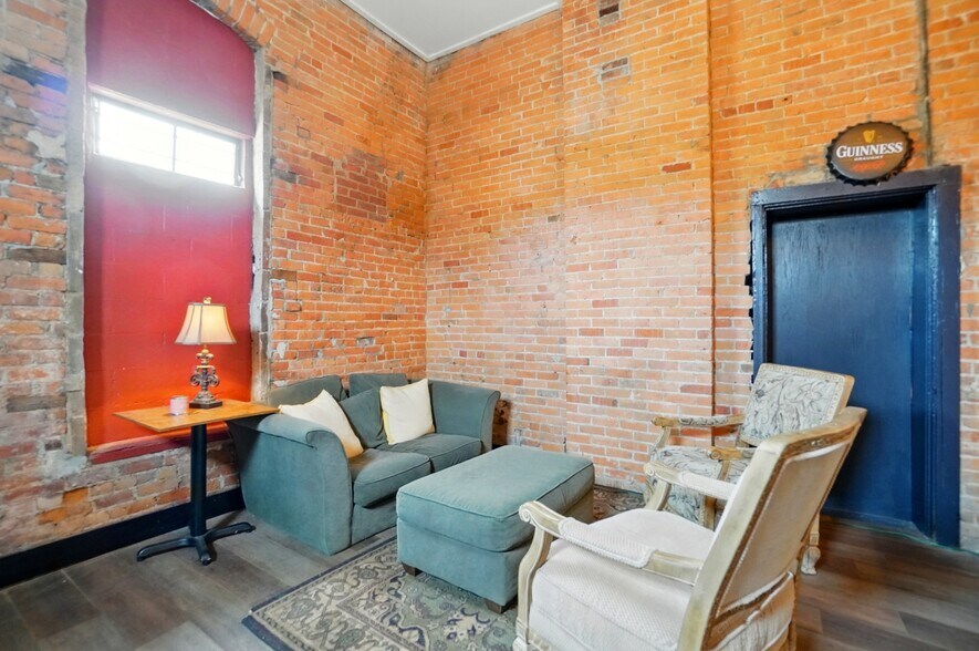 More Photos Of 516-518 N Main St, Lima Storefront Retail Residential For Sale