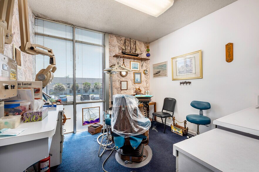 More Photos Of 3840 Woodruff Ave, Long Beach Medical For Lease