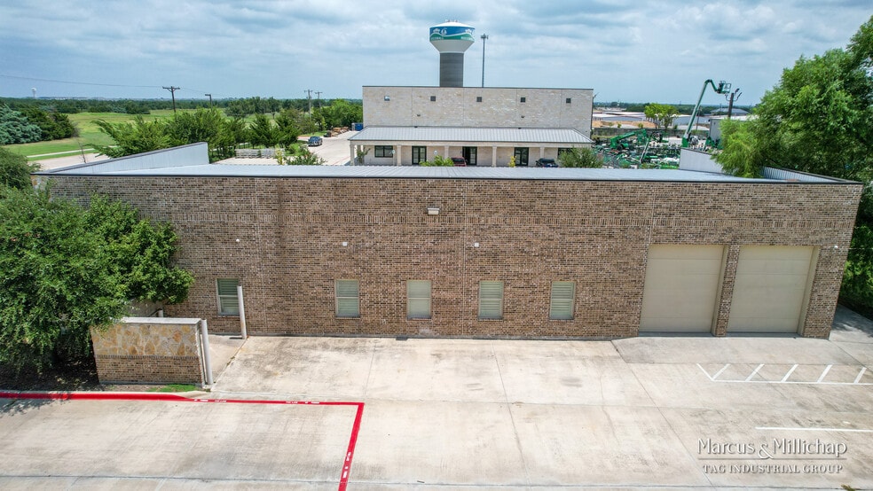 More Photos Of 3275-3285 Springer Ln, Rockwall Warehouse For Sale