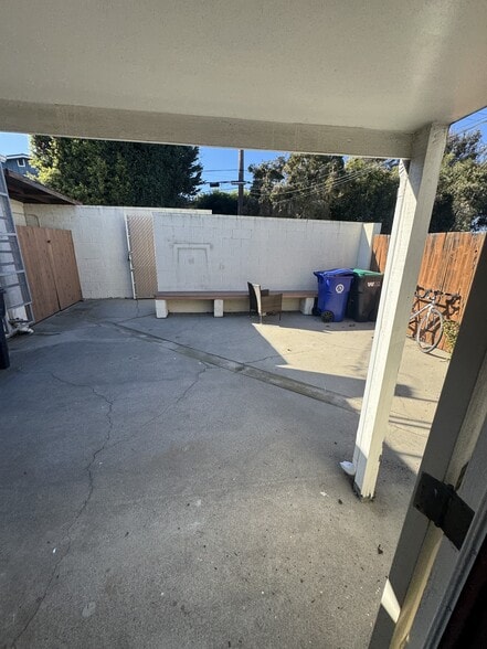 More Photos Of 2905 N Sepulveda Blvd, Manhattan Beach Storefront For Lease