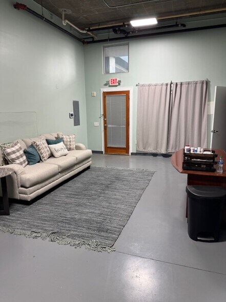 More Photos Of 620 Glen Iris Dr, Atlanta Apartments For Sale