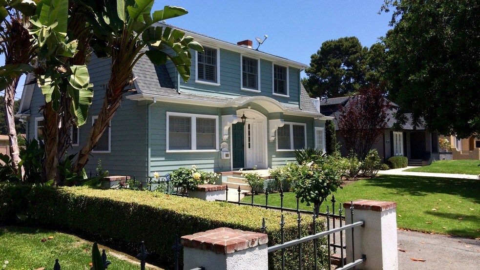 More Photos Of 1533 E 4th St, Santa Ana Medical For Lease
