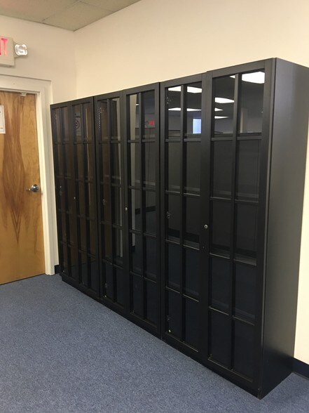 More Photos Of 684 Whitehead Rd, Lawrenceville Medical For Sale