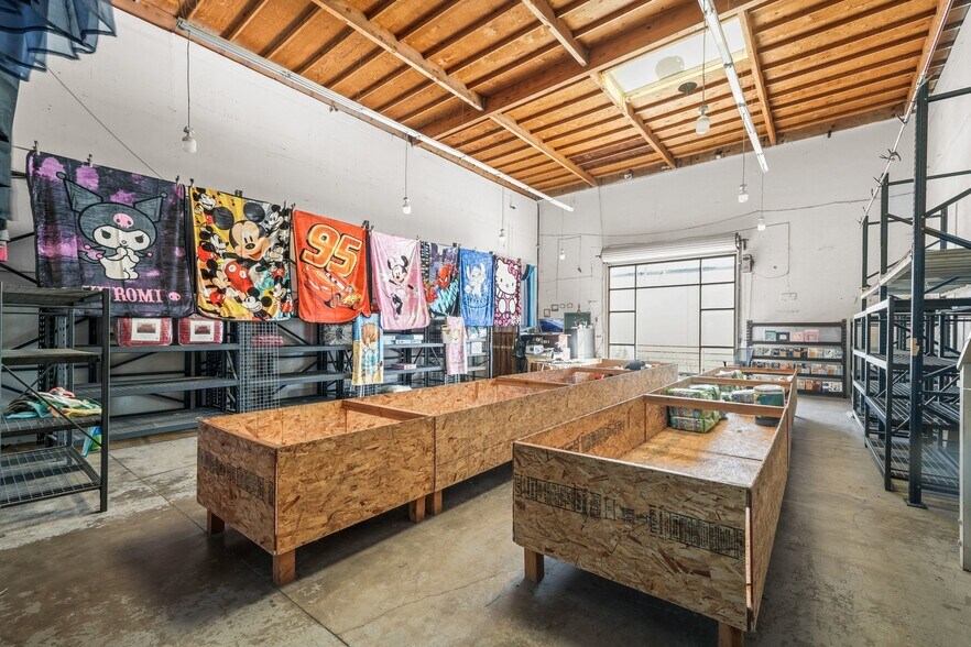 More Photos Of 2346 Via Segundo, San Ysidro Industrial For Sale