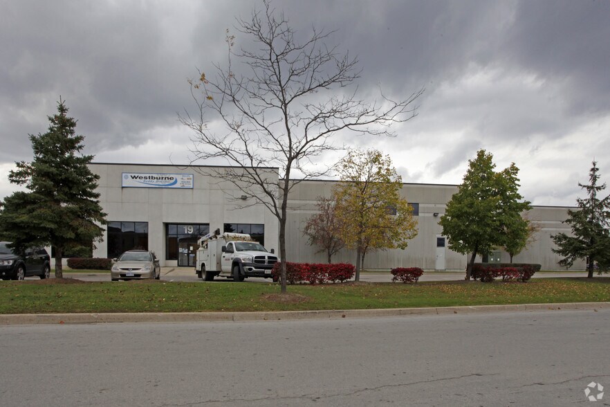 More Photos Of 19-21 Melanie Dr, Brampton Warehouse For Lease