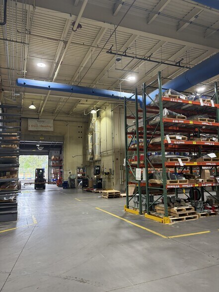 More Photos Of 5502 Highway 25 N, Hodges Manufacturing For Sale