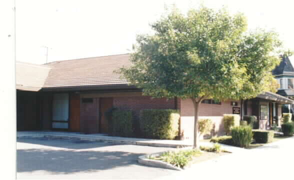 More Photos Of 912-918 N Lincoln St, Stockton Medical For Sale