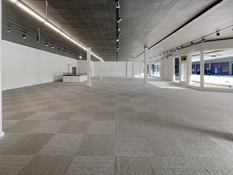 More Photos Of 2090 Court Ave, Baker City Freestanding For Lease