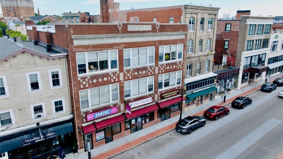 More Photos Of 147 Bank St, New London Apartments For Sale