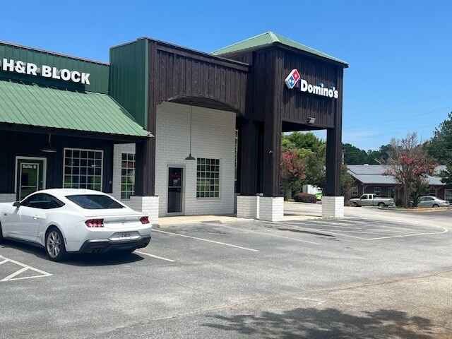 More Photos Of 511 Settlement Rd, Gray General Retail For Lease