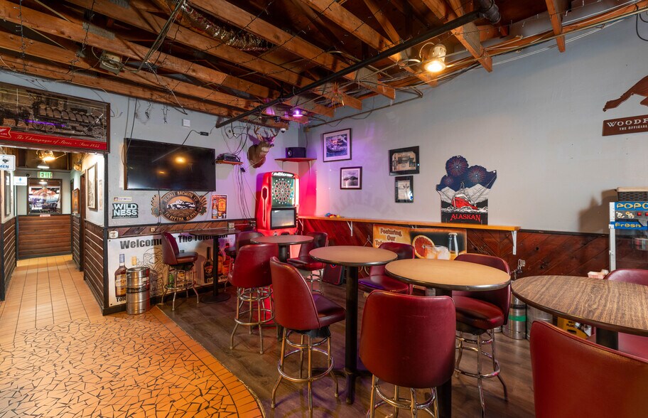 More Photos Of 314-316 Front St, Ketchikan Specialty For Sale