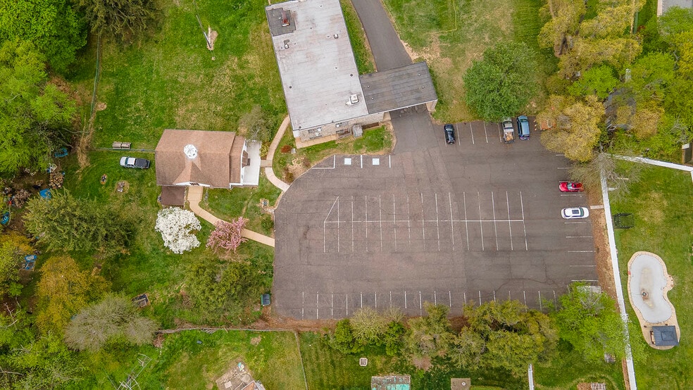 More Photos Of 521 Welsh Rd, Philadelphia Specialty For Sale