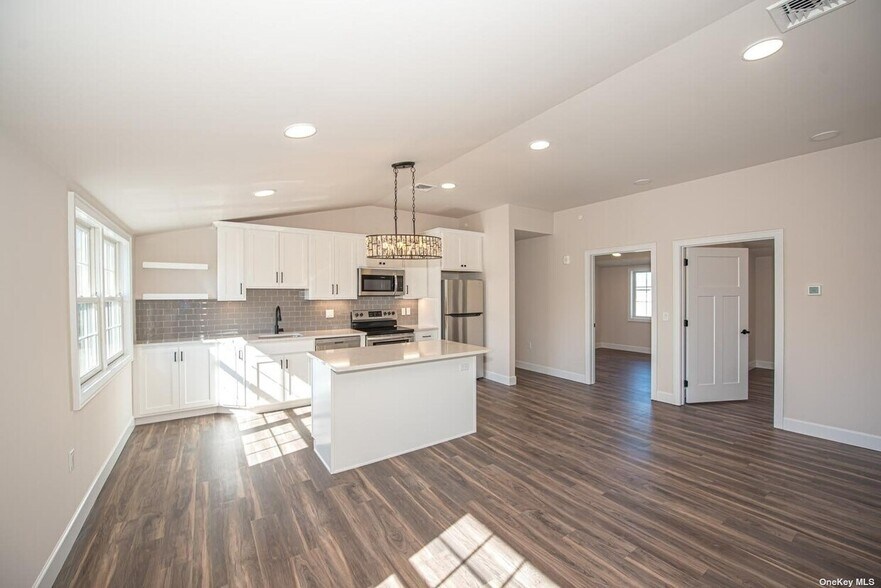 More Photos Of 1090 New York Ave, Huntington Station Apartments For Sale