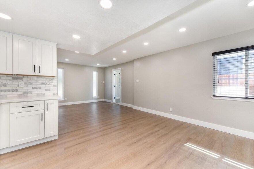 More Photos Of 5364 Garfield Ave, Sacramento Apartments For Sale