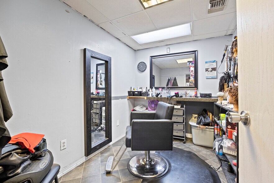 More Photos Of 4134-4136 W US Highway 90, Lake City Freestanding For Sale