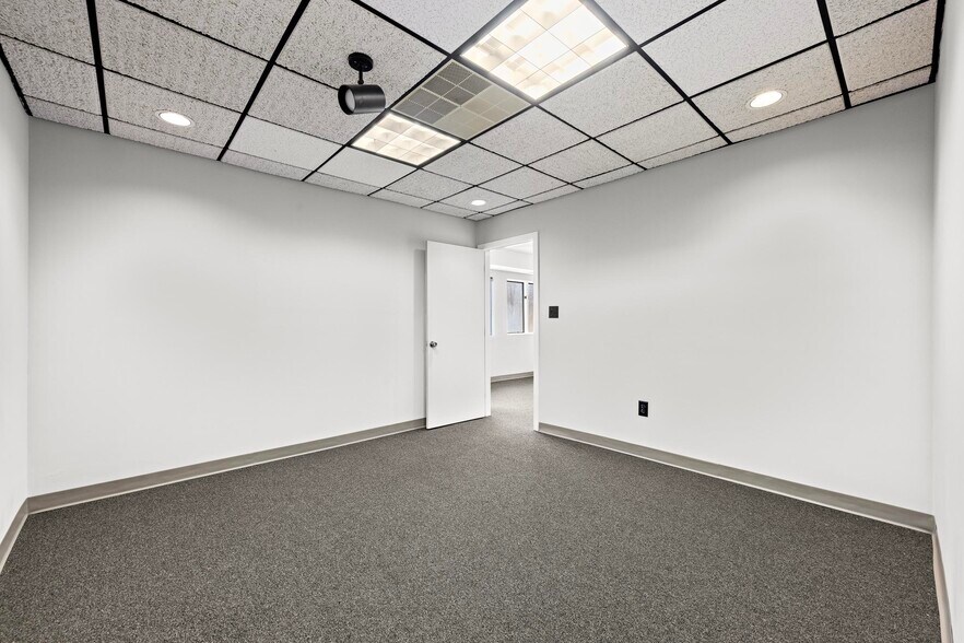 More Photos Of 675 Route 72 E, Manahawkin Office For Sale