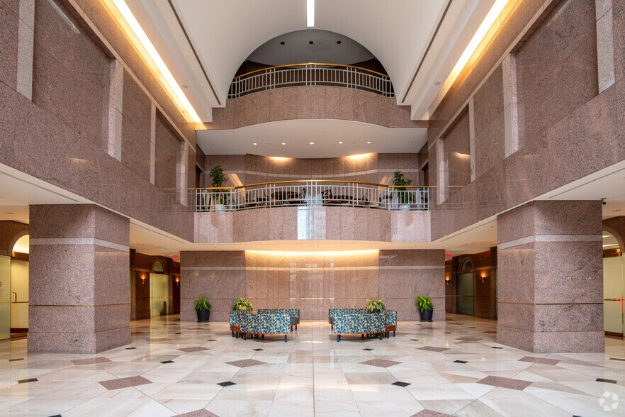 More Photos Of 951 E Byrd St, Richmond Unknown For Lease