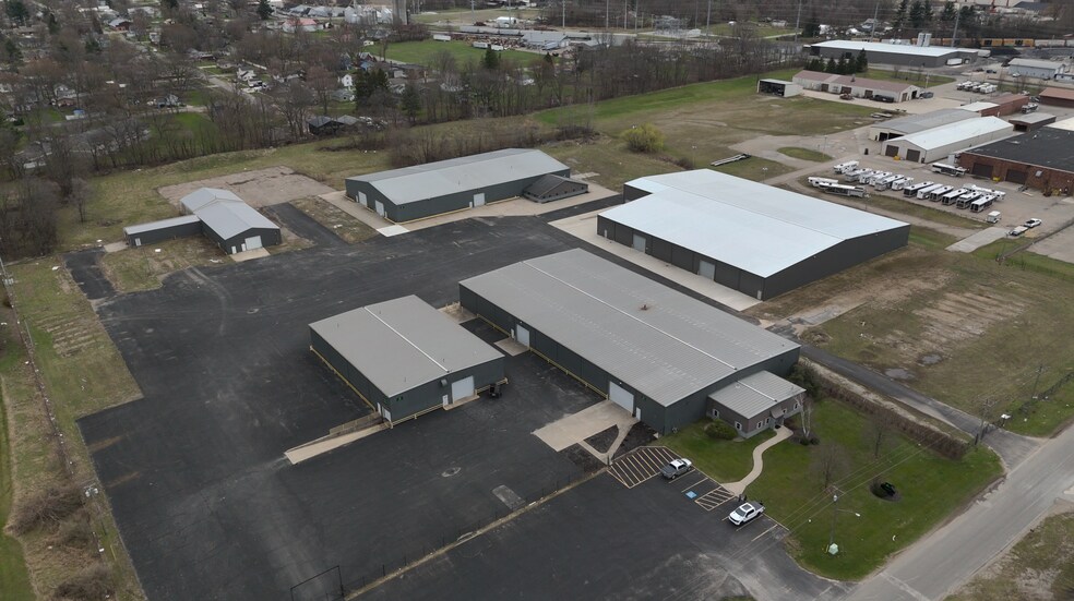 More Photos Of 501 S Miller Dr, White Pigeon Unknown For Lease