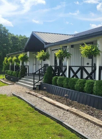 More Photos Of 28820 U.S. Rte 66, Lebanon Specialty For Sale