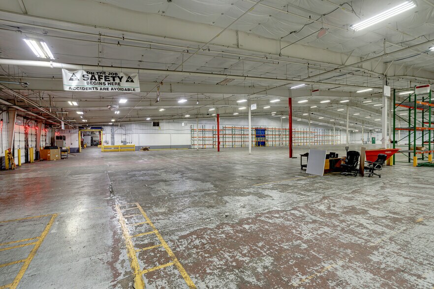 More Photos Of 660 Massman Dr, Nashville Manufacturing For Lease
