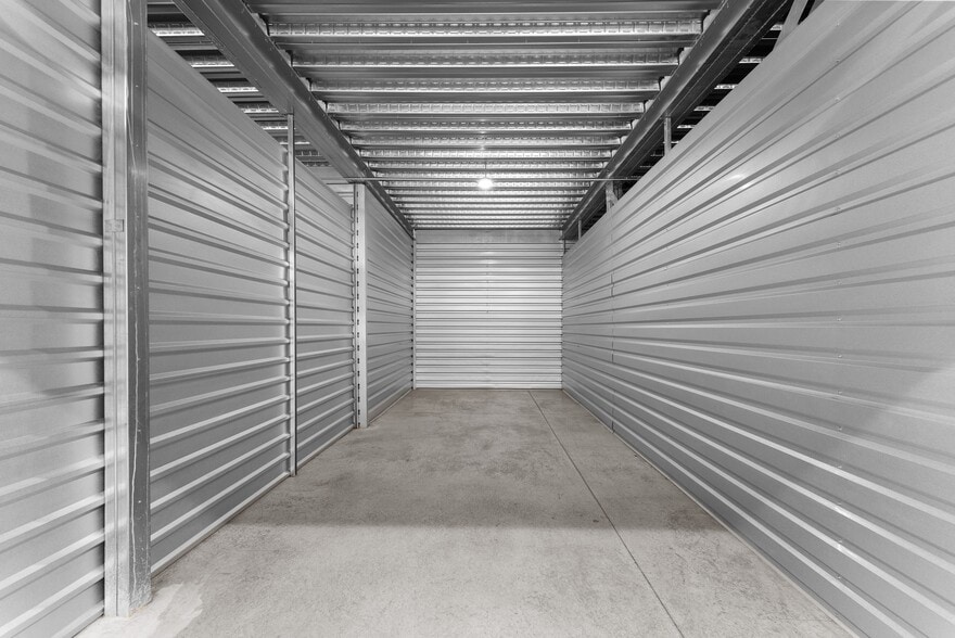 More Photos Of 4152 Browns Bridge Rd, Gainesville Self Storage For Sale