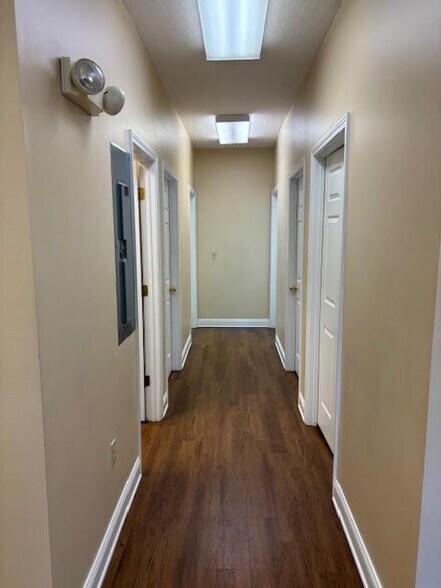 More Photos Of 1555 Kingsley Ave, Orange Park Medical For Sale