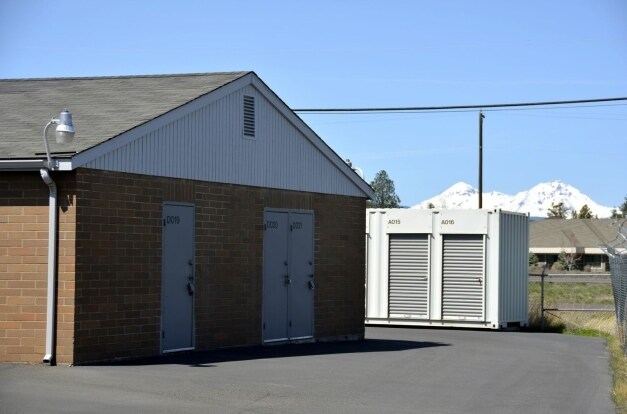 More Photos Of 20428 Cady Way, Bend Self Storage For Sale