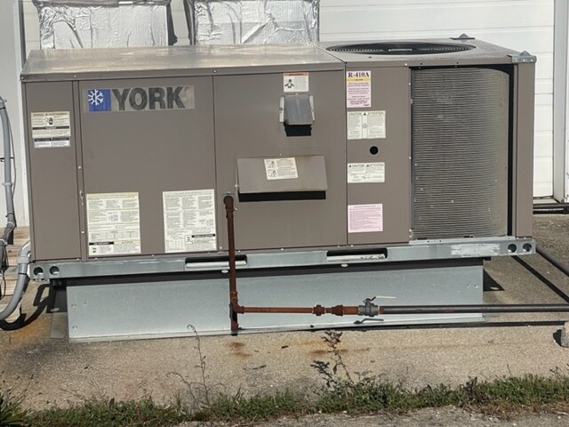 More Photos Of 8857 Alexander Rd, Batavia Industrial For Sale