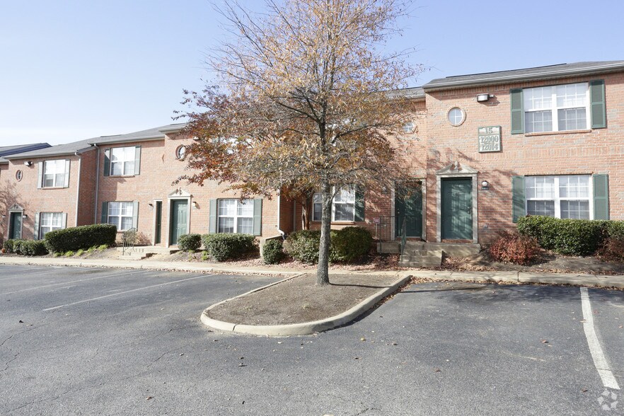 More Photos Of 5600 Salem Run Blvd, Fredericksburg Apartments For Sale