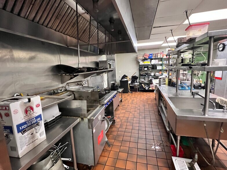 More Photos Of 25-45 N Raymond Ave, Pasadena Apartments For Lease