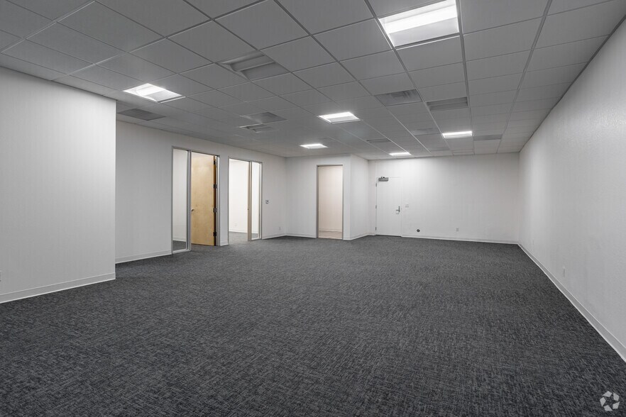 More Photos Of 2930 Inland Empire Blvd, Ontario Unknown For Lease