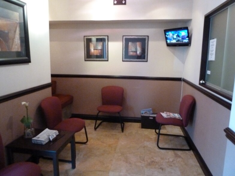 More Photos Of 5781-5797 NW 151st St, Miami Lakes Loft Creative Space For Sale